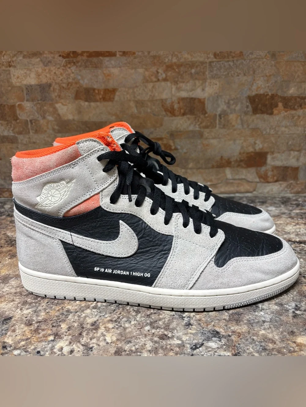 Nike Air Jordan 1 Retro High OG Hyper Crimson 555088-018 Men's 12.5